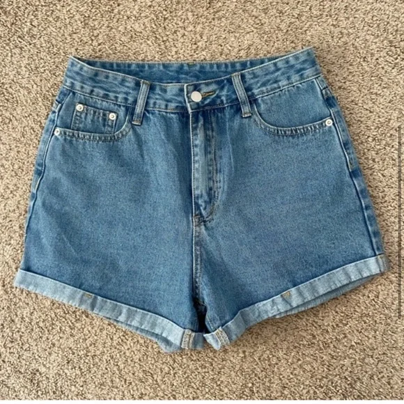 Bundle of 2 shorts size 6 - Picture 4 of 6